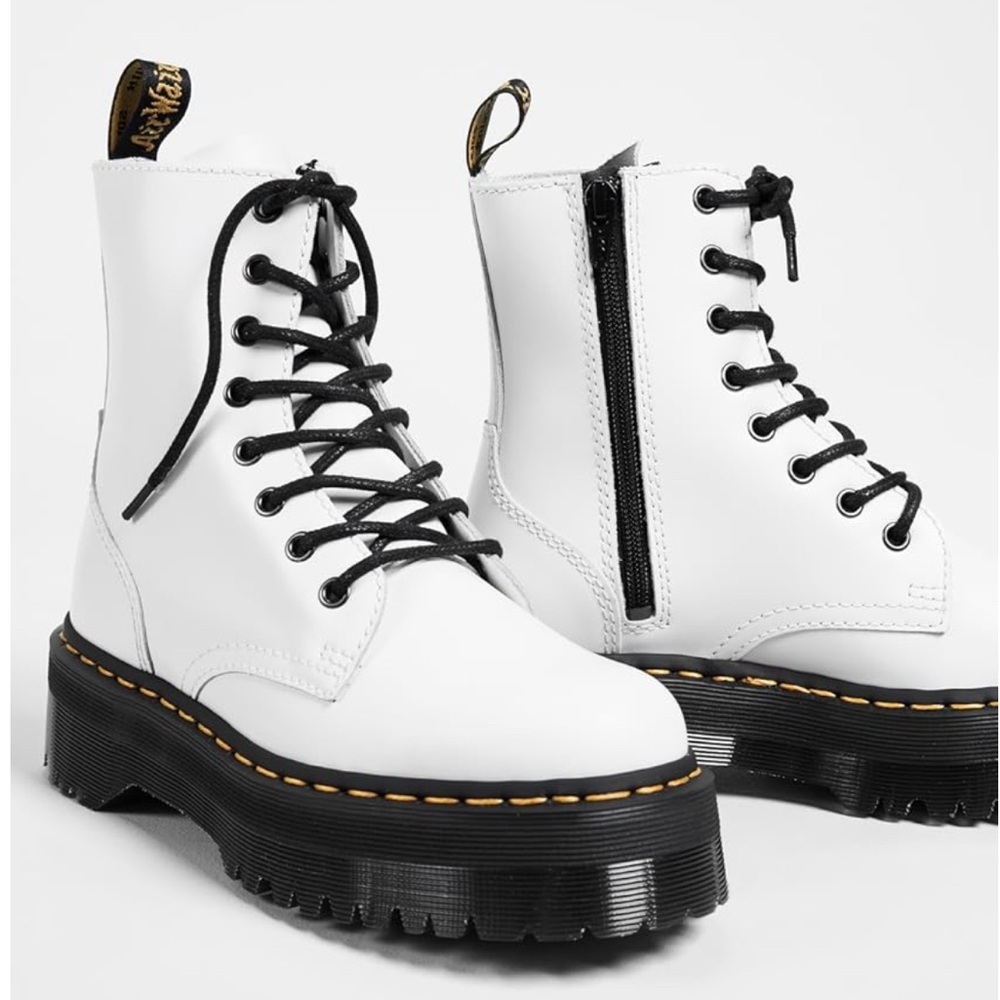 Dr. Martens Jadon Boots